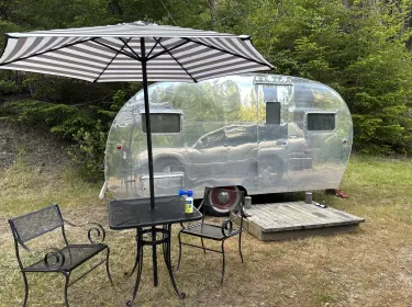 1950 Boles Aero Travel Trailer Travel trailer rental in Colfax, CA