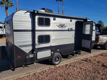 2022 Riverside RV Retro Travel trailer rental in Henderson, NV