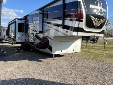 2024 Forest River 39RKFB Fifth-wheel rental in Foley, AL