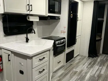2025 Jayco Jay Flight SLX Travel trailer rental in Brooksville, FL