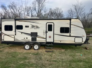 2019 Jayco Jay Flight SLX Travel trailer rental in CLAREMORE, OK