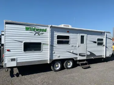 2011 Forest River Wildwood X-Lite Travel trailer rental in Knoxville, IA
