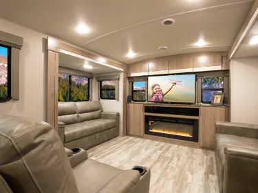 2021 Grand Design Imagine Travel trailer rental in Austin, TX