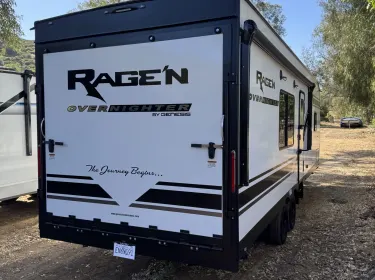 2026 Genesis Supreme Rv FS2750 Toy hauler rental in Lake Elsinore, CA