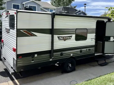 2023 Forest River Wildwood X-Lite T178DBFS Travel trailer rental in Englewood, CO