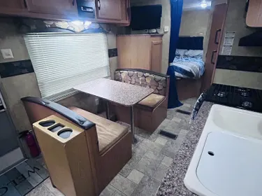 2009 Keystone RV Hideout Travel trailer rental in Mariposa, CA