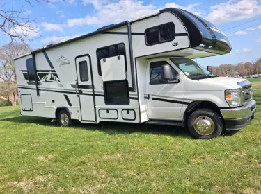 2026 East to West Entrada Class C rental in Manheim, PA