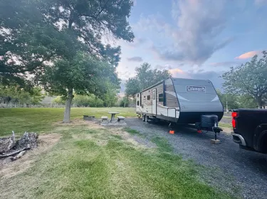 2019 Dutchmen Coleman Lantern Travel trailer rental in Ephrata, WA