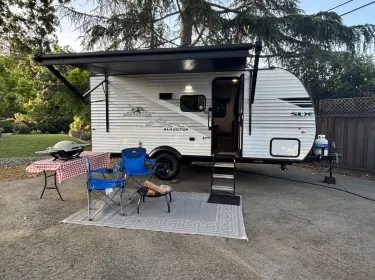 2026 Jayco JayFlight Travel trailer rental in San Jose, CA