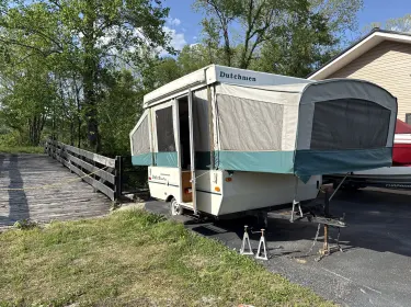 1999 Dutchmen Coleman Lantern Travel trailer rental in Morehead, KY