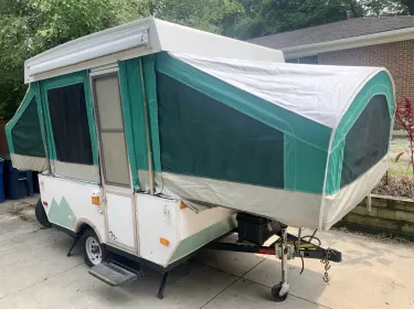 2004 Viking Pop Up Travel trailer rental in Ann Arbor, MI