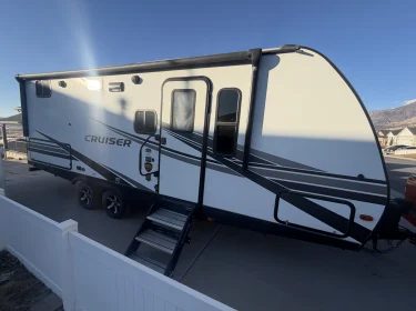 2022 Crossroads RV Cruiser Aire Travel trailer rental in Nephi, UT