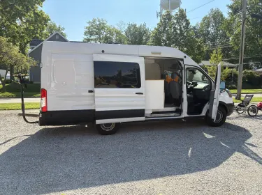 2019 Ford F350 Camper van rental in Highland, IL