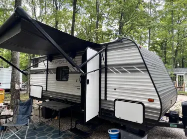 2022 Aspen Trail LE Travel trailer rental in Sister Bay, WI