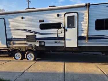 2021 Keystone RV Springdale Travel trailer rental in EAGLE POINT, OR
