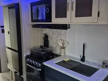 2025 Forest River Primetime Avenger 26BK Travel trailer rental in Riverview, FL