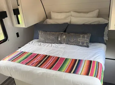 2026 Jayco Jay Flight 260BH Travel trailer rental in Manchaca, TX