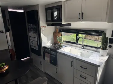 2026 Jayco Jay Flight 260BH Travel trailer rental in Manchaca, TX
