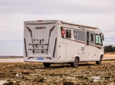 2025 RAPIDO 896 F Class A rental in Rochefort