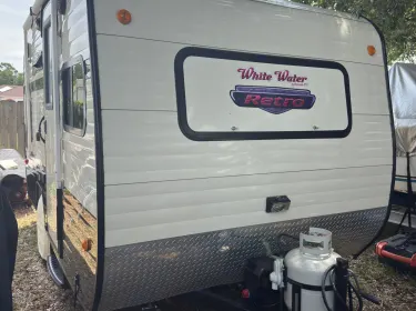 2017 Riverside RV Retro Travel trailer rental in Orlando, FL