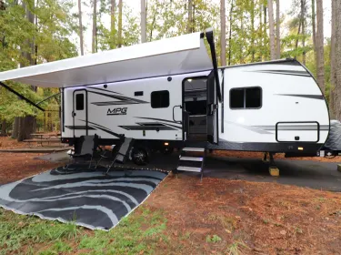 2021 Cruiser RV MPG Ultra Lite Travel trailer rental in Cornelius, NC
