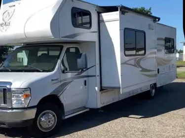2014 Nexus RV Phantom Class C rental in Bristol, WI