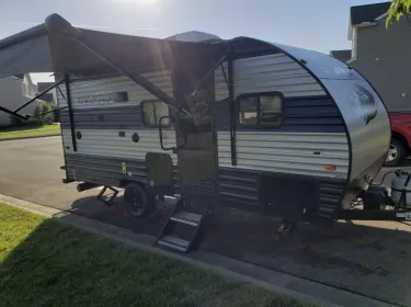 2021 Forest River Cherokee Wolf Pup Travel trailer rental in Wheelersburg, OH