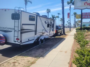 2021 Coachmen 292bhs Travel trailer rental in Fallbrook, CA
