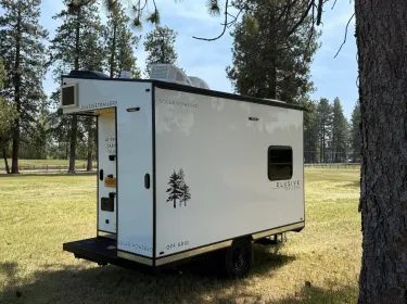 2023 Elusive Lo Pro Cabin Travel trailer rental in Bend, OR