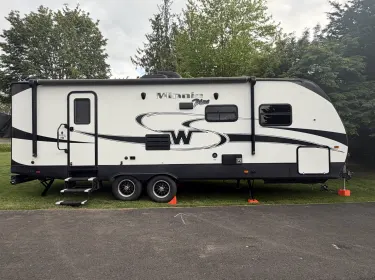 2019 Minnie Minnie Plus Travel trailer rental in Marysville, WA