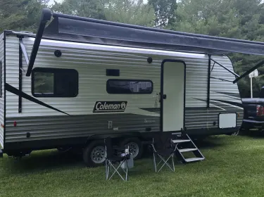 2021 Dutchmen Coleman Lantern LT Travel trailer rental in Bloomington, IN