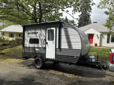 2025 Sunset Park RV Sun Lite LTD Travel trailer rental in Vancouver, WA