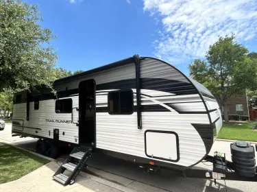 2024 Heartland RVs Trail Runner Travel trailer rental in Georgetown, TX