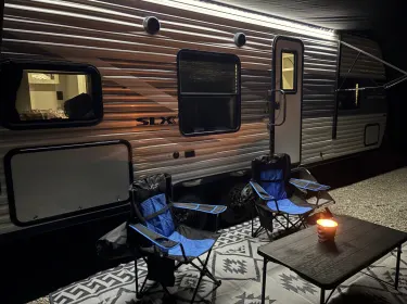 2026 Jayco 2026 Jayco Jay Flight SLX 260BH Travel trailer rental in Hamilton, OH