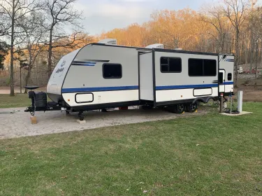 2019 Jayco Jay Feather Travel trailer rental in Eagleville, TN