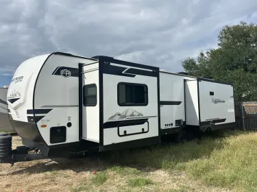 2025 Forest River Grand Surveyor Travel trailer rental in Cedar Park, TX