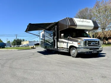 2010 Forest River Coachmen Leprechaun Class C rental in Huntingdon Valley, PA