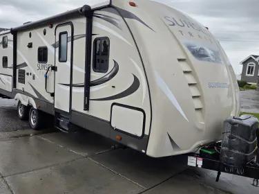 2016 Crossroads RV Sunset Trail Super Lite Travel trailer rental in Rexburg, ID