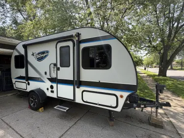 2017 Jayco Hummingbird Travel trailer rental in Tonawanda, NY