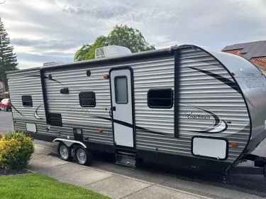 2016 Coachmen Catalina Travel trailer rental in Rocklin, CA