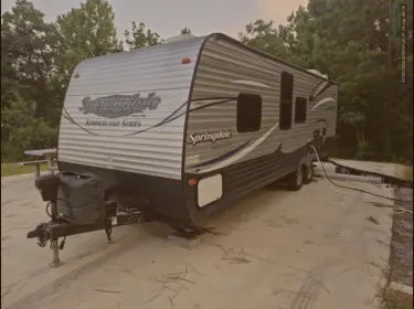 2017 Keystone RV Summerland Travel trailer rental in Hattiesburg, MS