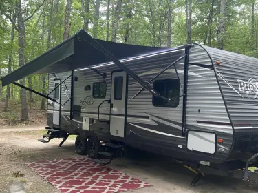 2018 Heartland RVs Pioneer Travel trailer rental in Pelham, NH