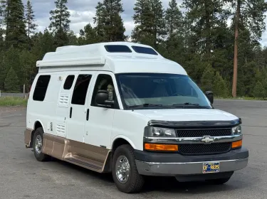 2006 Pleasure-Way Pleasure-Way Class B Class B rental in Sherwood, OR