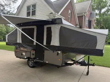 2022 Forest River Rockwood Freedom Folding trailer rental in Mooresville, NC