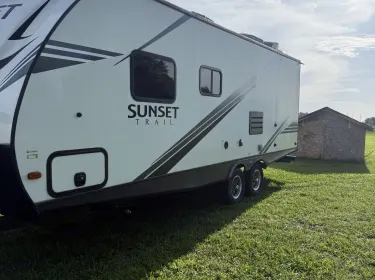 2019 Crossroads RV Sunset Trail Super Lite Travel trailer rental in Cowan, TN