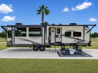 2024 Forest River Flagstaff Classic Travel trailer rental in Ocala, FL