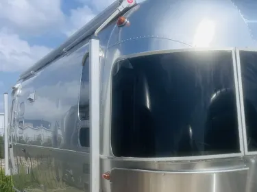 2019 Airstream Globetrotter Travel trailer rental in Driftwood, TX