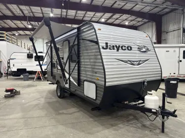 2021 Jayco Jay Flight SLX Travel trailer rental in Leduc, AB