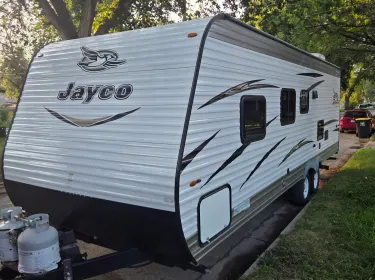 2018 Jayco Jay Flight Travel trailer rental in Lincoln, NE