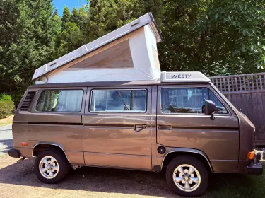 1986 Volkswagen Westfalia Class B rental in North Saanich, BC